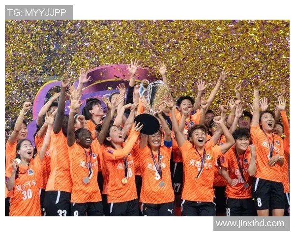 女足明星球员精彩瞬间集锦，展现巾帼风采与拼搏精神